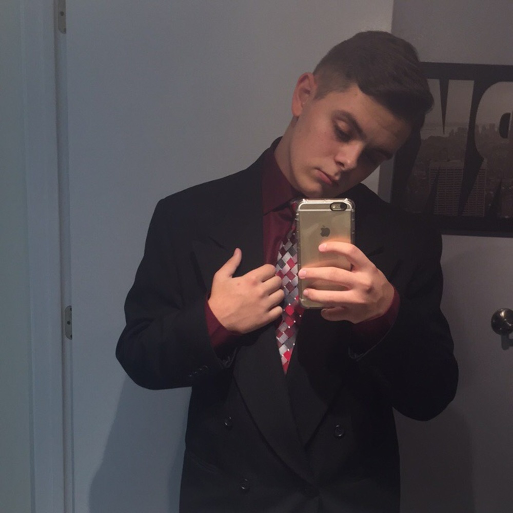 Meet your Posher, Tyler